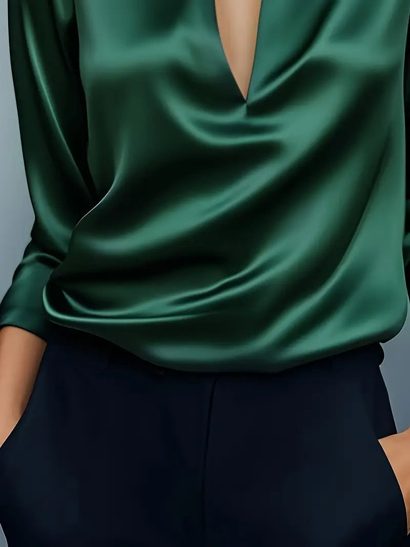 Women’s Blouse | Long Sleeve Collared V-Neck