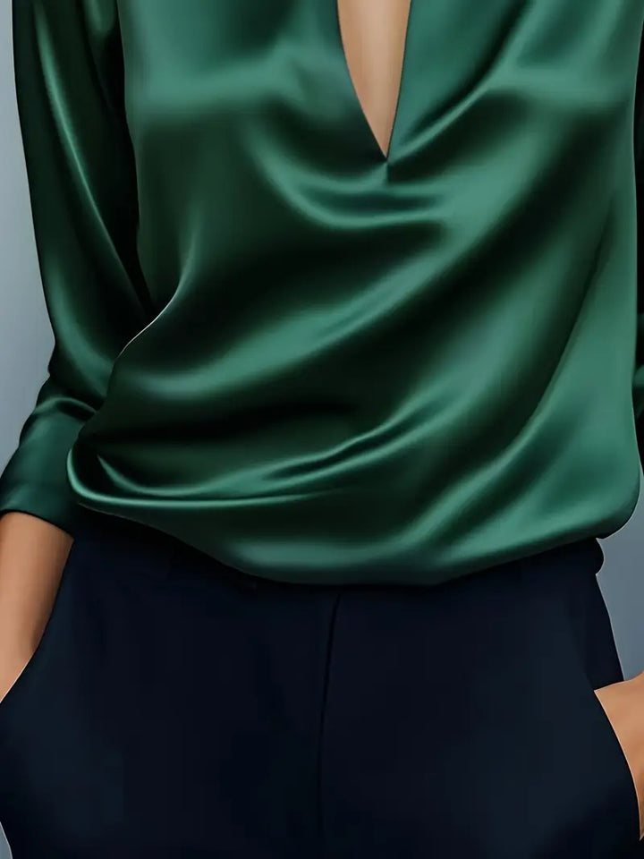 Women’s Blouse | Long Sleeve Collared V-Neck
