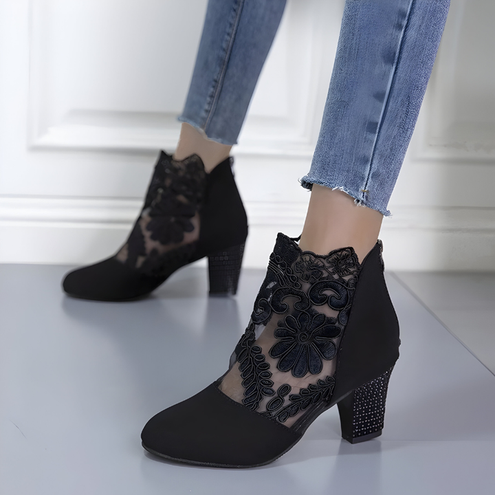 Lynora | Cushioned Heels