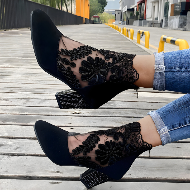 Lynora | Cushioned Heels