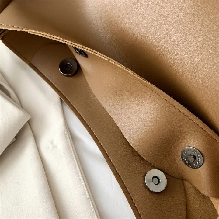 Asløg | Minimalist Shoulder Bag in Modern Cut