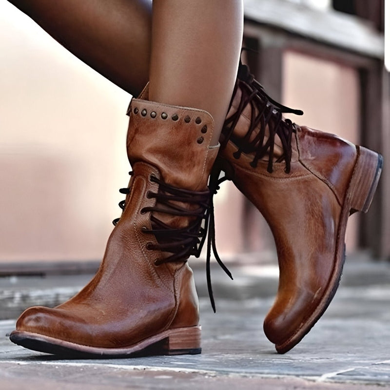 Tina | Retro Lace-Up Boots with a Everyday Sole