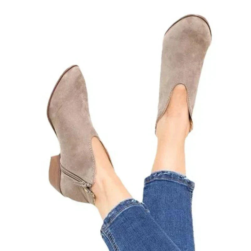 Clara - Cushioned Boots