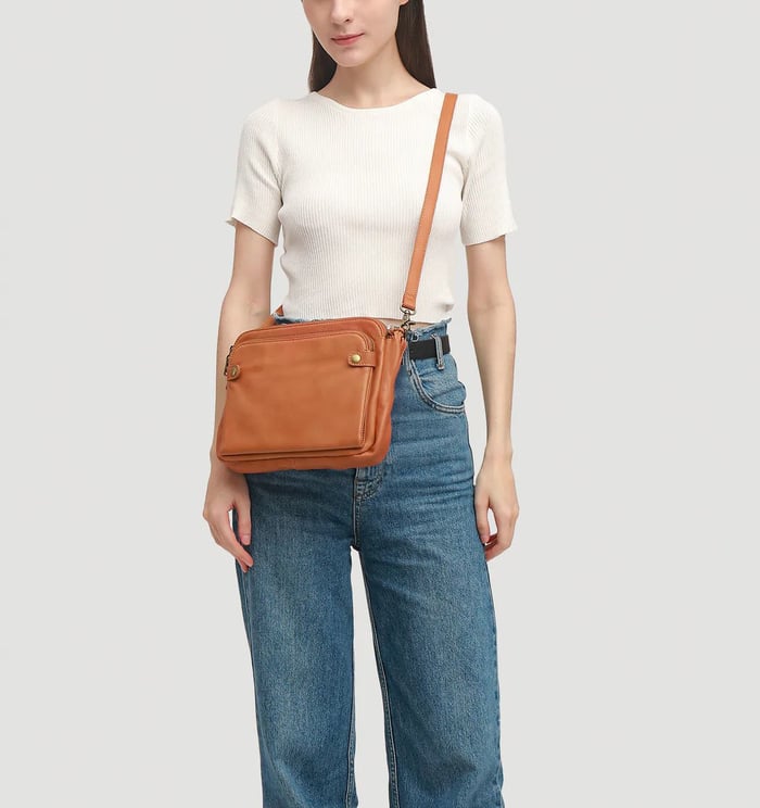 Aria | Classic Shoulder Bag