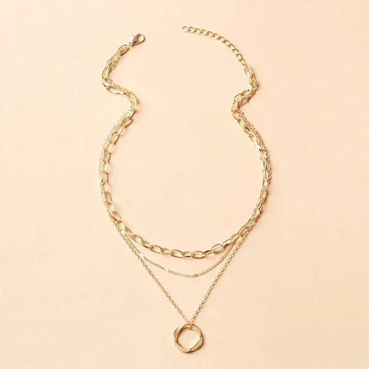 Avine – Retro Gold Necklace