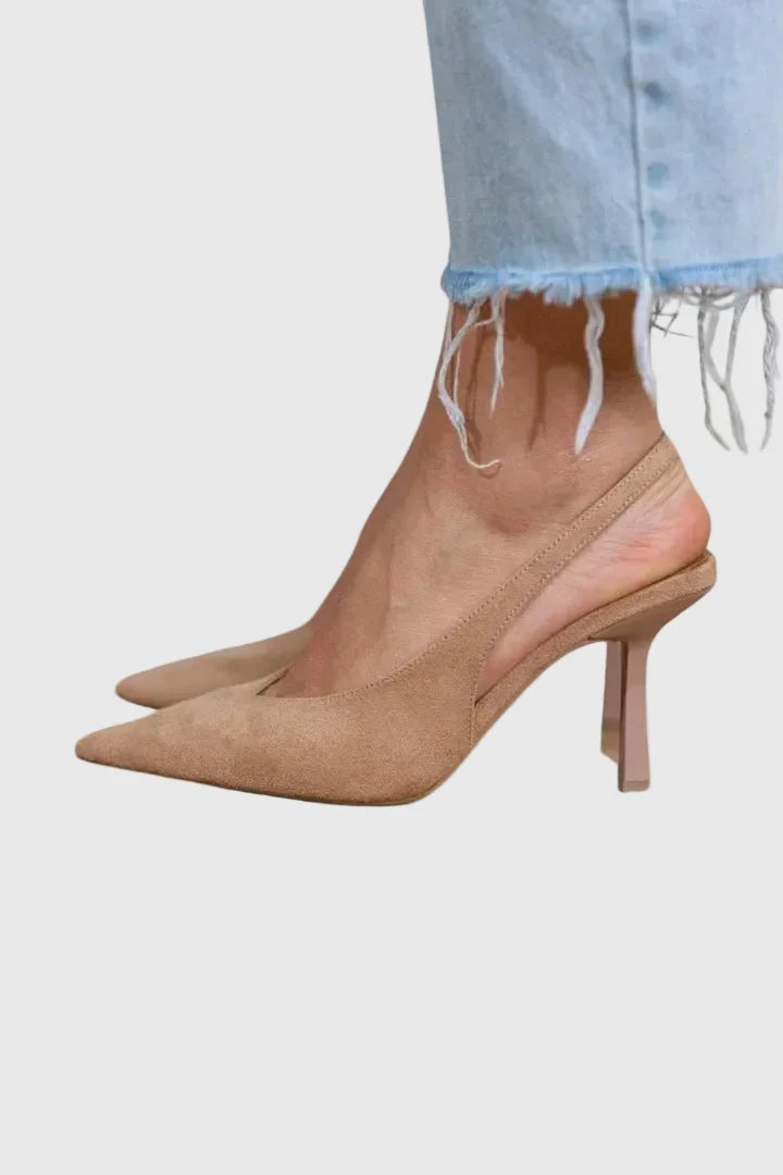 Ysabelinne | Classic Heels
