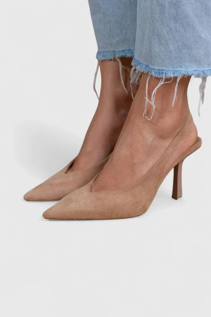 Ysabelinne | Classic Heels