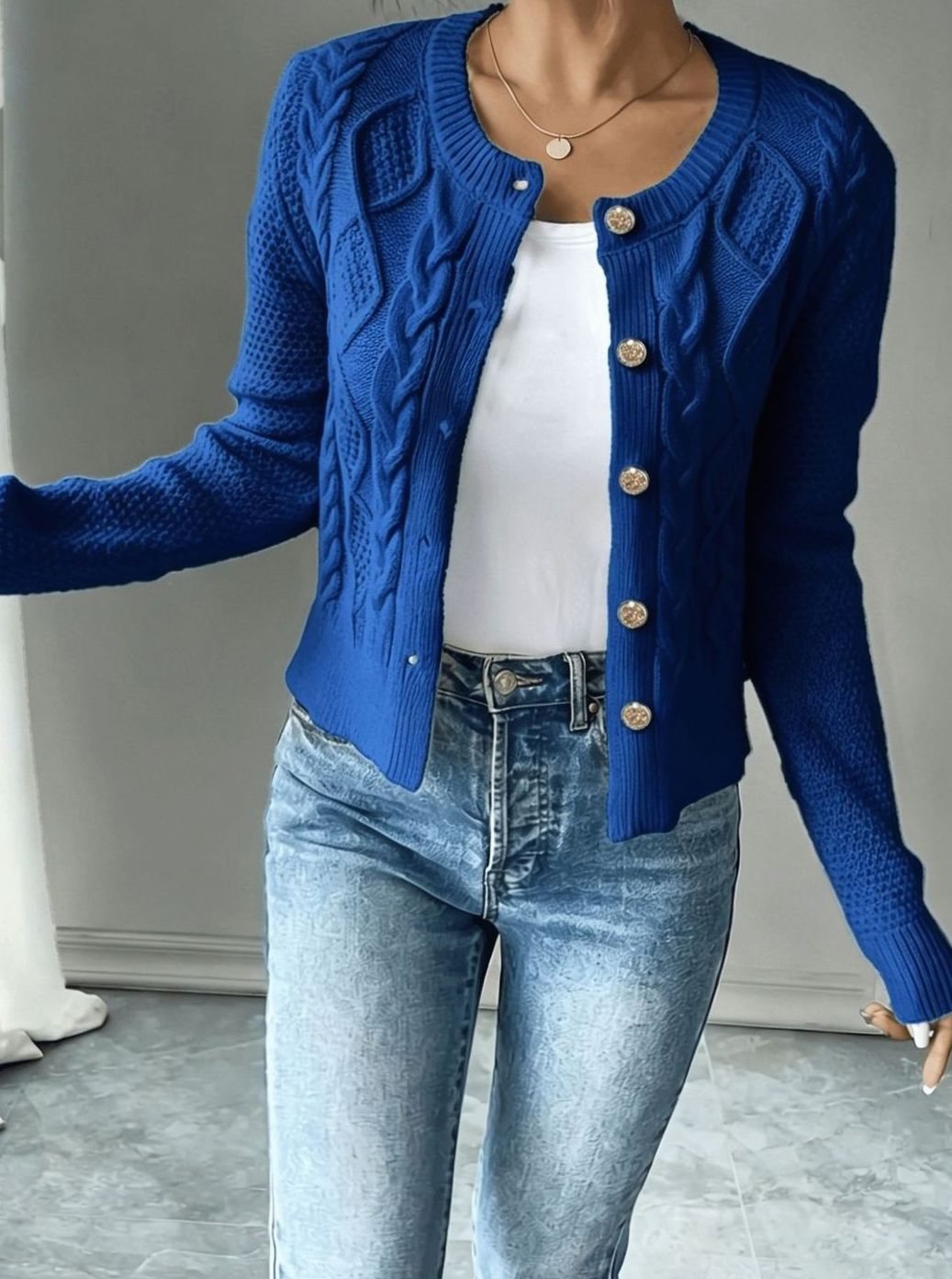 Grace | Women's Cable-Knit Button-Front Cropped Cardigan